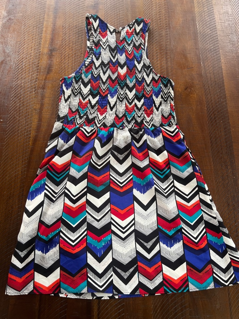 Like🆕 DOLCE VITA Chevron Print Sleeveless Fit-and-Flare Dress - (Medium) - Picture 7 of 8